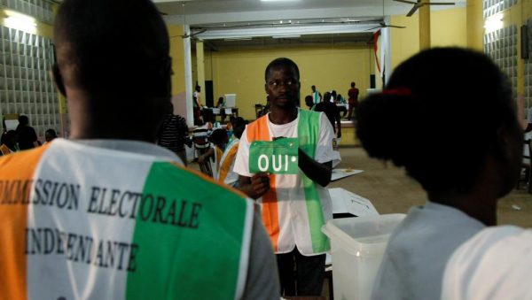 Article : Vive la 3è république, vive la monarchie à l’ivoirienne